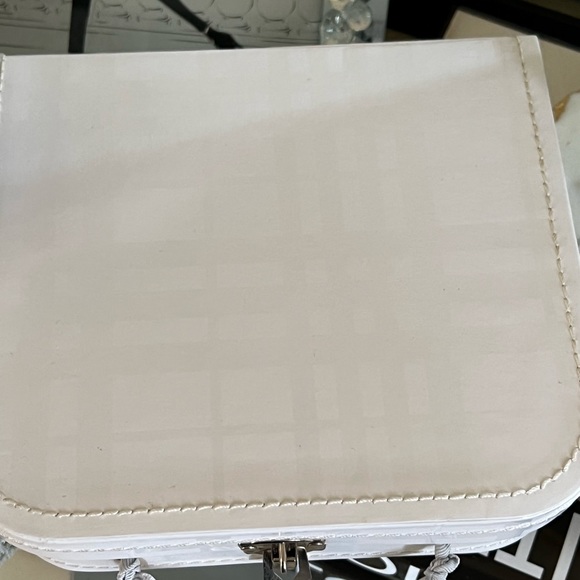 Burberry baby - Picture 9 of 10